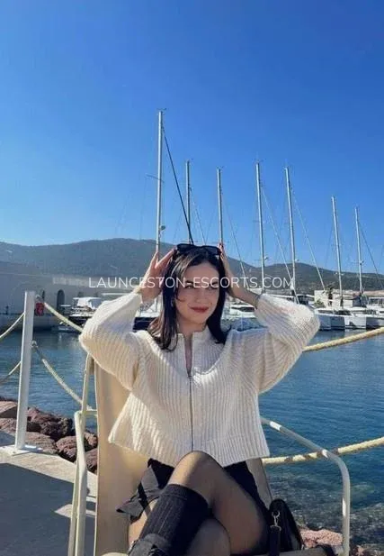 Launceston escorts Linda — 3