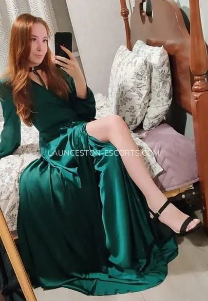 Launceston escorts Ellie — 4