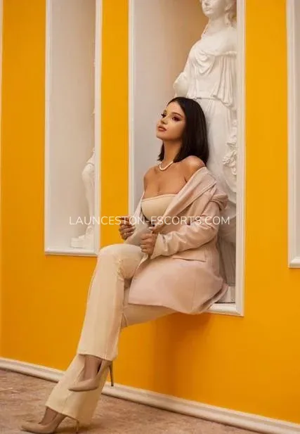 Launceston escorts Carly — 1