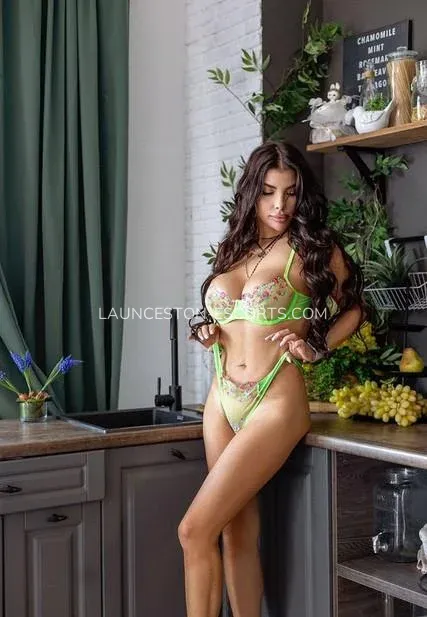 Launceston escorts Linda — 6