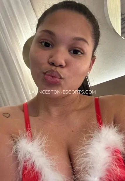 Launceston escorts Sol — 4