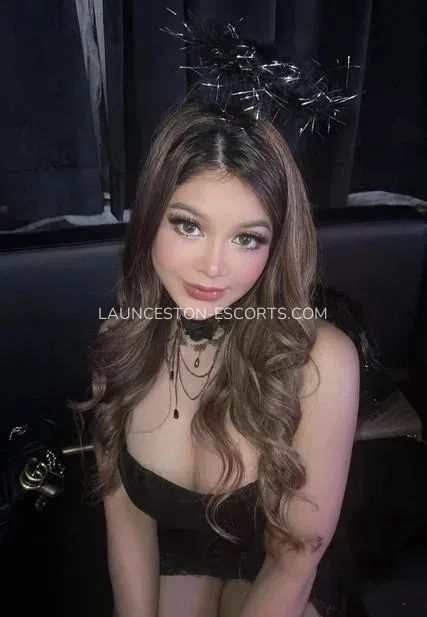 Launceston escorts Lydia — 1