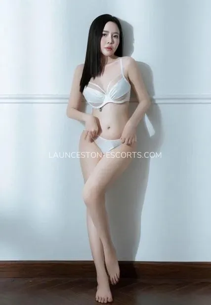 Launceston escorts Sophia — 1