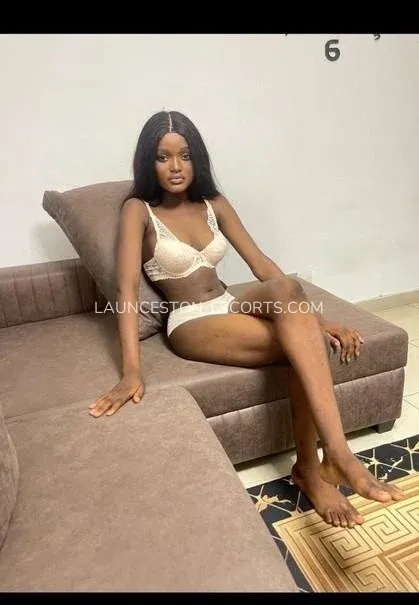 Launceston escorts Valentina — 3