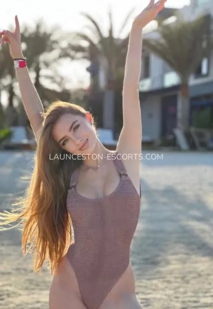 Escort djevojka Nadia - Launceston