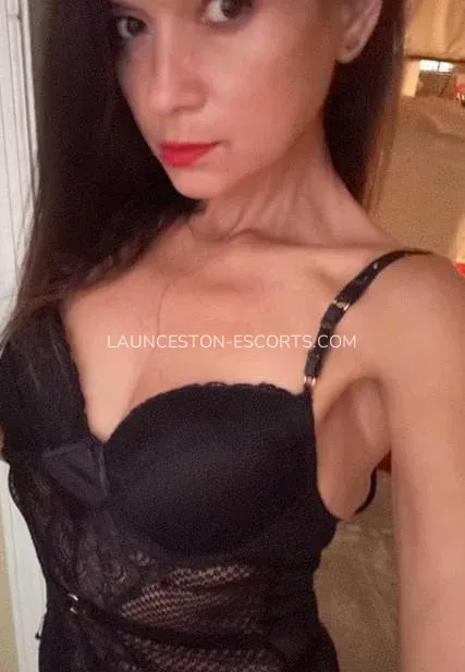 Launceston escorts Zoe — 3