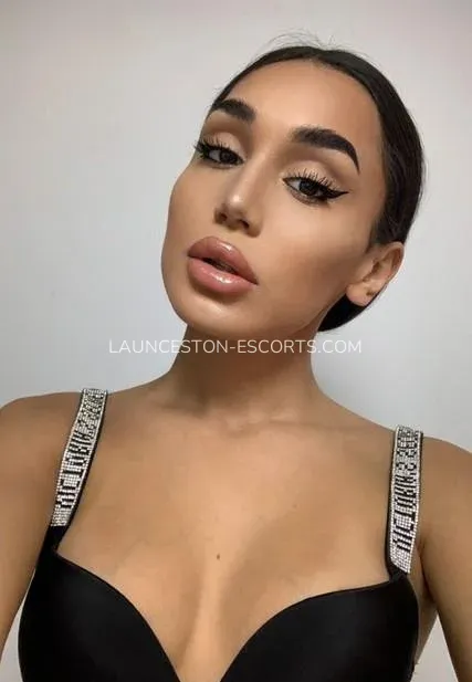 Launceston escorts Zoe — 3