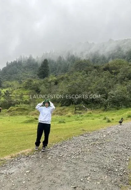 Launceston escorts Julia — 6