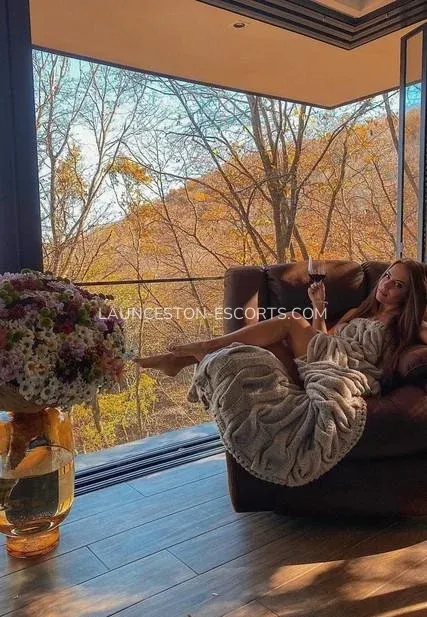 Launceston escorts Amarinda — 6