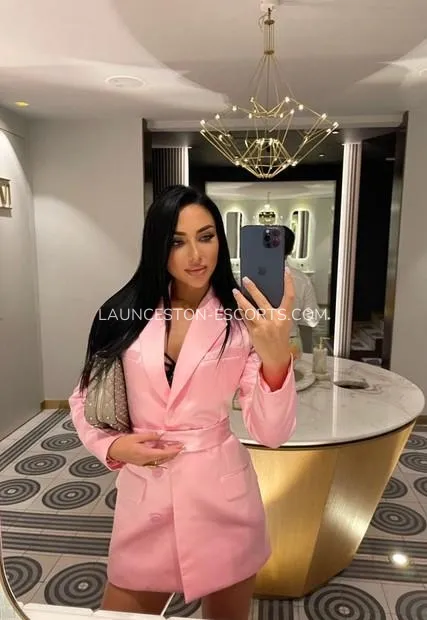 Escort djevojka Courtney - Launceston
