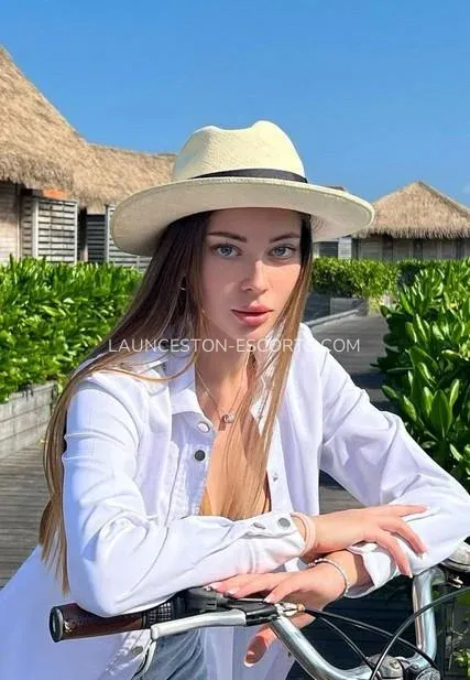 Launceston escorts Sophia — 4