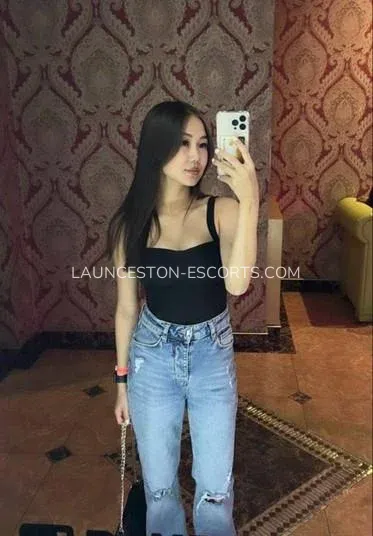 Launceston escorts Vanessa — 4