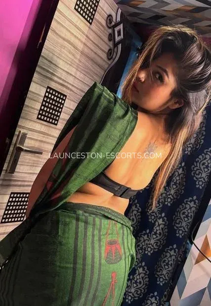 Launceston escorts Nicole — 4