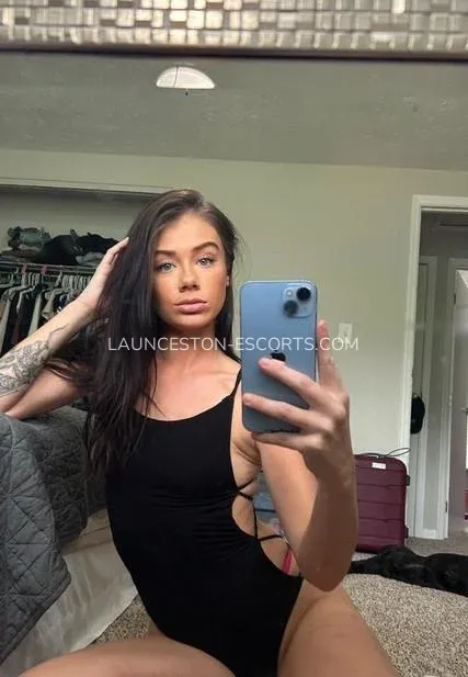 Launceston escorts Mackenzie — 3