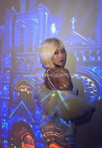 Launceston escorts Erin — 4