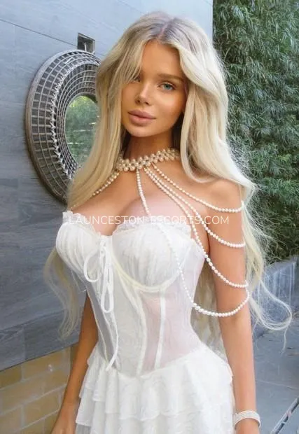Launceston escorts Elvira — 2