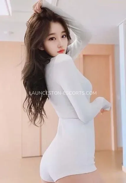 Launceston escorts Zoe — 1