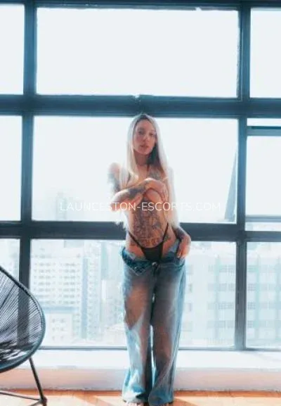 Launceston escorts Kiara — 3