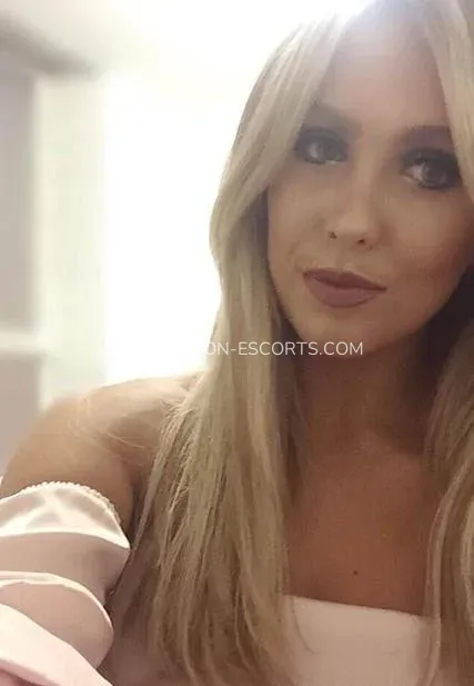 Launceston escorts Nieves — 7