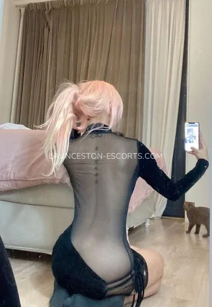Launceston escorts Sophie — 1
