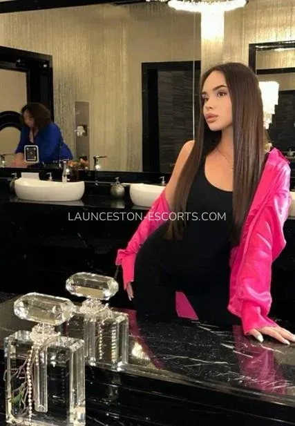 Launceston escorts Susanne — 3