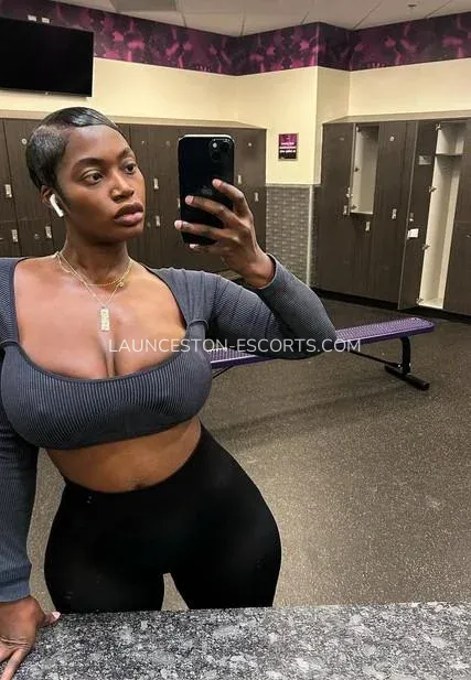 Launceston escorts Belinda — 9