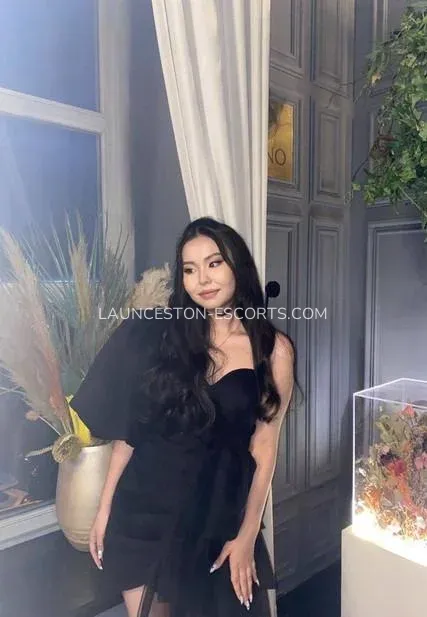 Launceston escorts Vanessa — 3