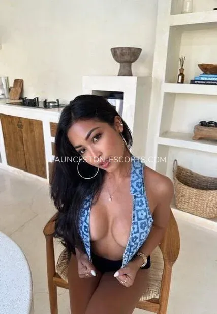 Launceston escorts Daniela — 3