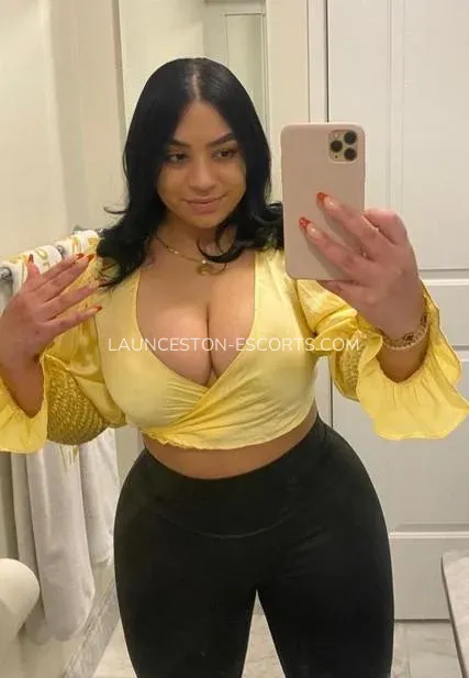 Launceston escorts Ellie — 3