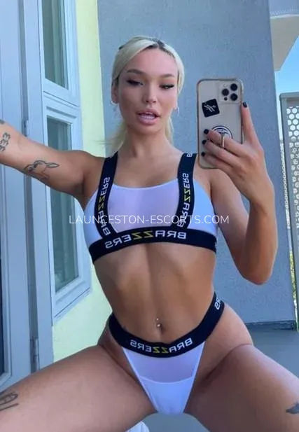 Launceston escorts Frida — 1