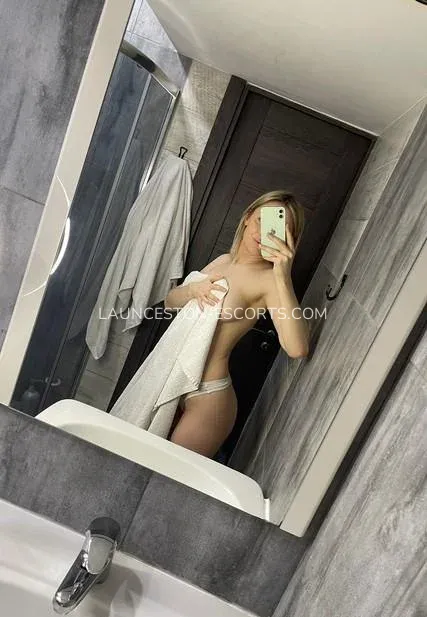 Launceston escorts Vanessa — 1