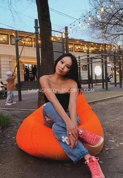 Launceston escorts Kiara — 6