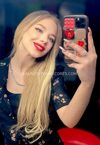 Launceston escorts Piedad — 7