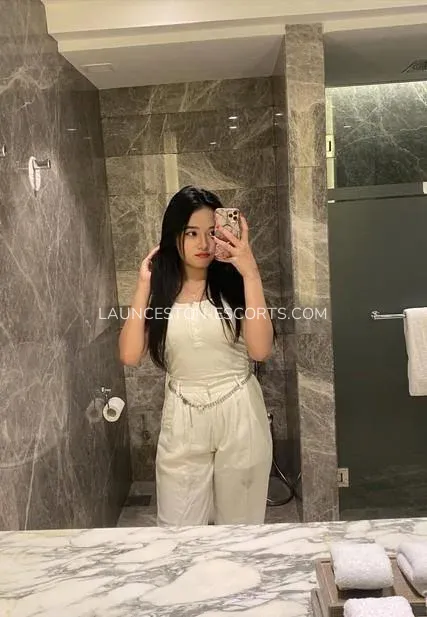 Launceston escorts Agnes — 1