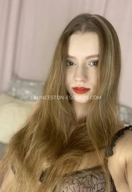 Launceston escorts Ingrid — 5