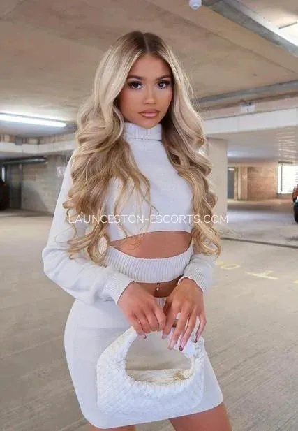 Launceston escorts Zoe — 1