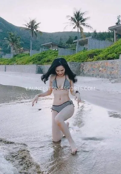 Launceston escorts Julia — 3