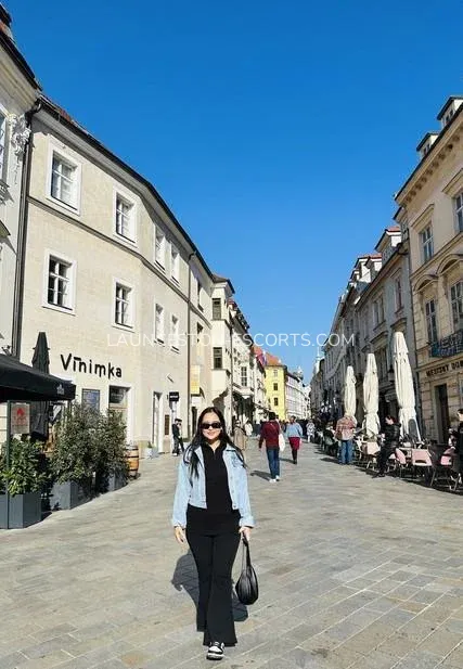 Launceston escorts Hanna — 1