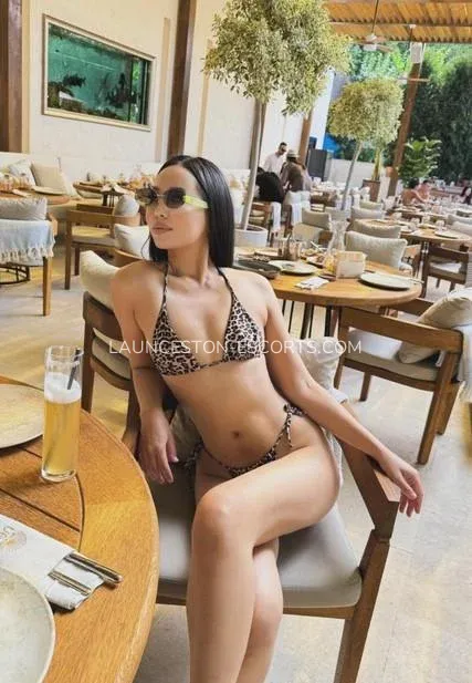 Launceston escorts Kiara — 1