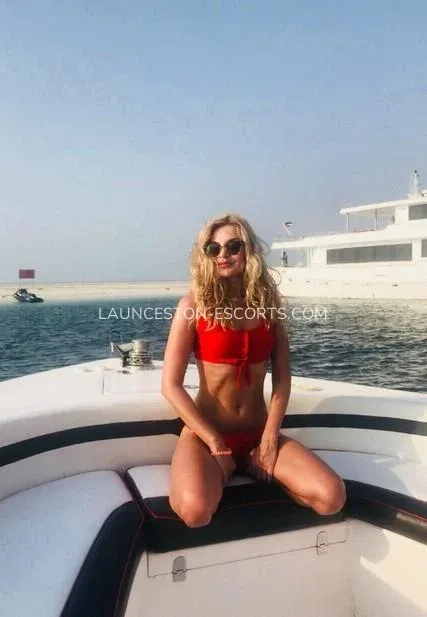 Launceston escorts Iliane — 4