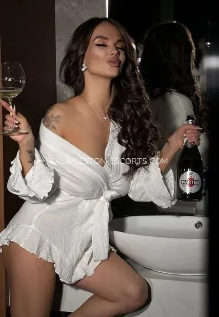 Launceston escorts Hanna — 4