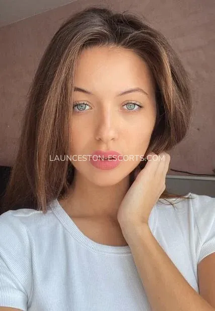Launceston escorts Iliane — 4