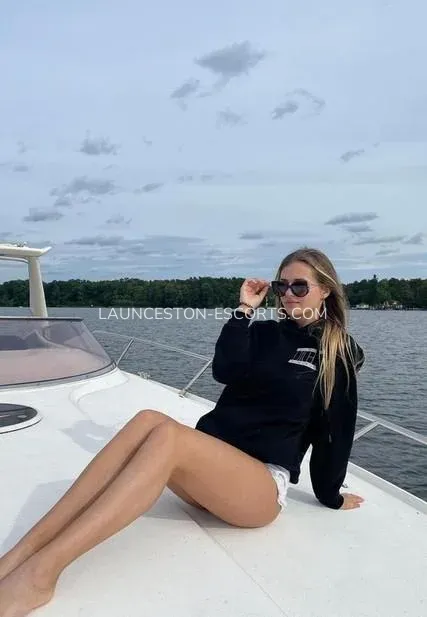 Launceston escorts Viktoria — 4